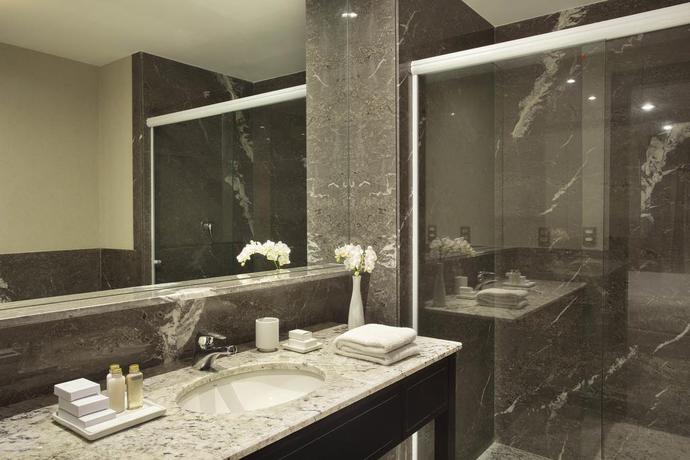 Hotel California Othon Classic