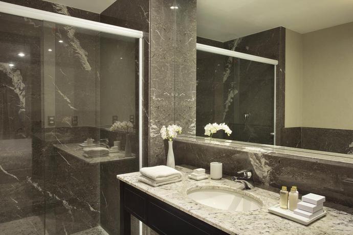 Hotel California Othon Classic