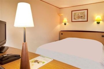 Hotel Campanile - Annecy - Metz-tessy