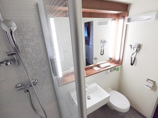 Hotel Campanile - Clermont-ferrand -