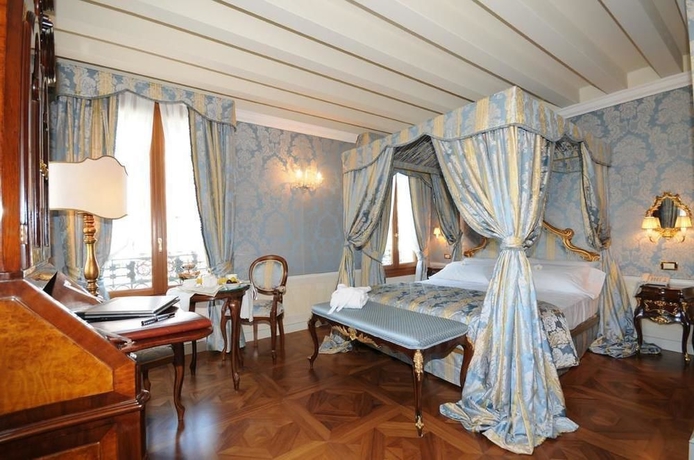 Hotel Canal Grande