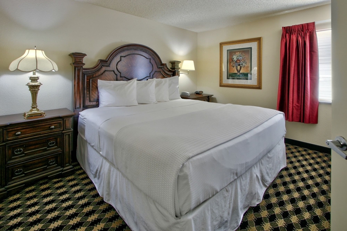 Hotel Candlewood Suites