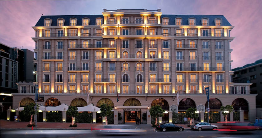 Hotel Cape Royale Luxury & Residence