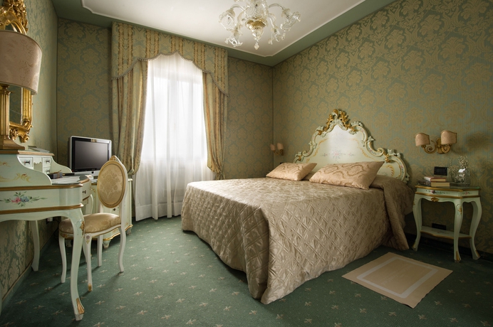 Hotel Carlton & Grand Canal