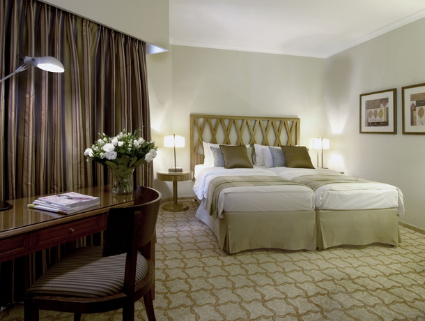Hotel Carlton