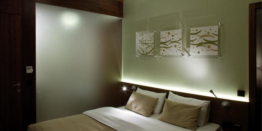 Hotel Carol