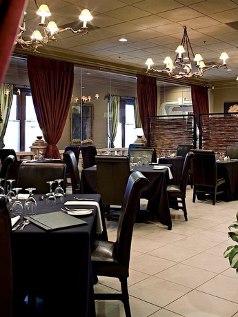 Hotel Carriage House Inn