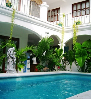 Hotel Casa del Mar