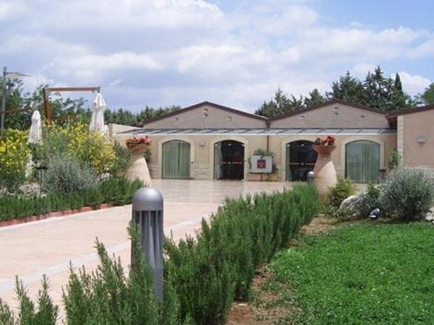 Hotel Castel Del Monte Park