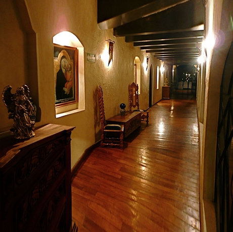 Hotel Castillo Santa Cecilia
