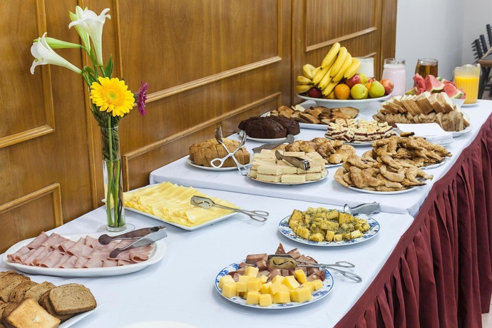Hotel Catalinas Suites