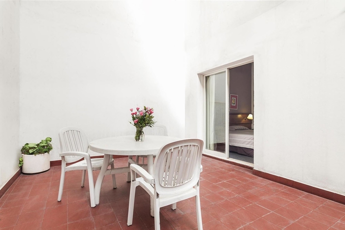 Hotel Catalinas Suites