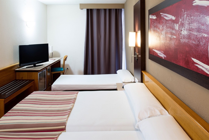 Hotel Catalonia Bristol