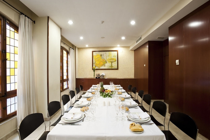 Hotel Catalonia Conde De Floridablanca