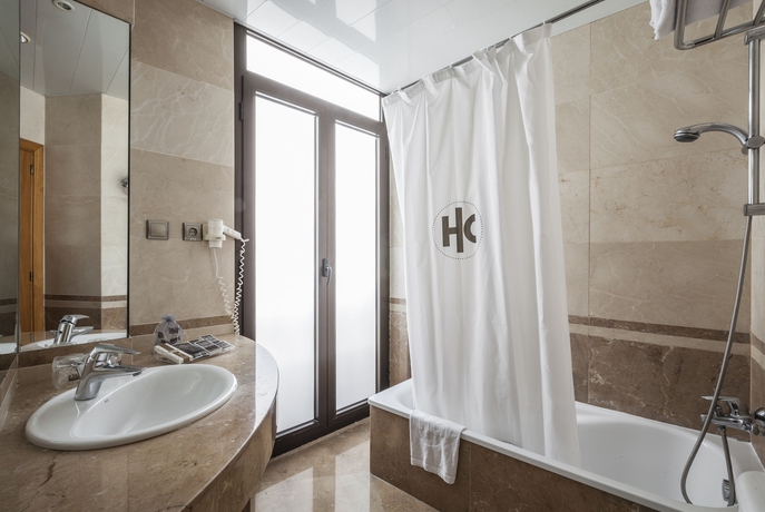Hotel Catalonia Excelsior
