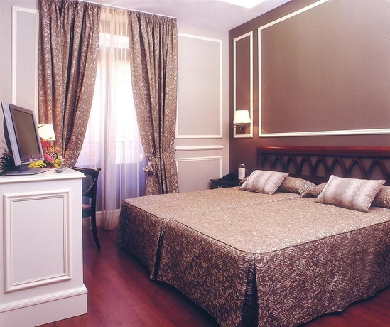 Hotel Catalonia las Cortes