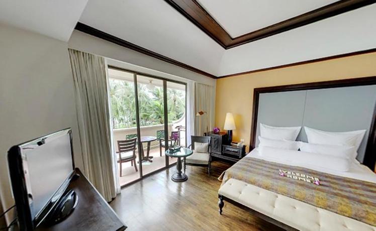 Hotel Centara Grand Beach Resort