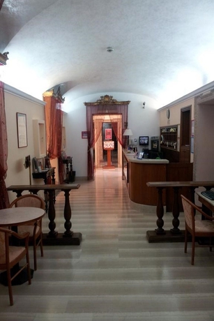 Hotel Center 1-2-3