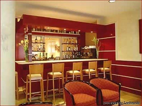Hotel Century Park