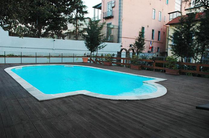 Hotel Charming International