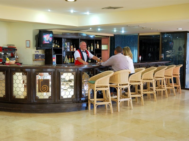 Hotel Chateau Miramar
