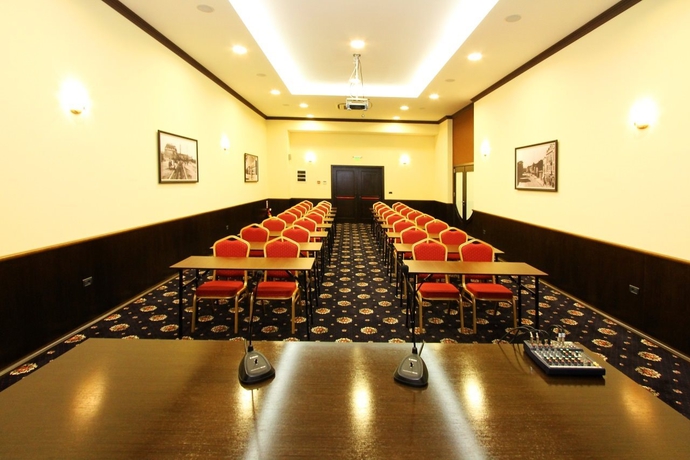Hotel Cherno More