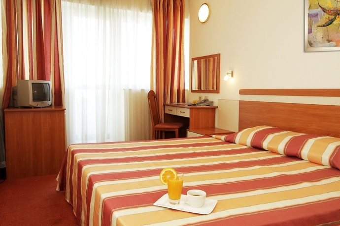 Hotel Cherno More