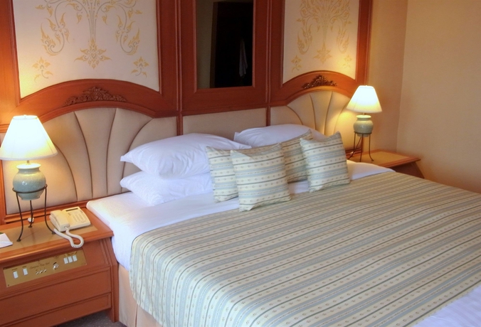 Hotel Chiang Mai Plaza
