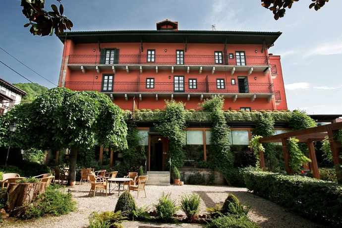 Hotel Churrut