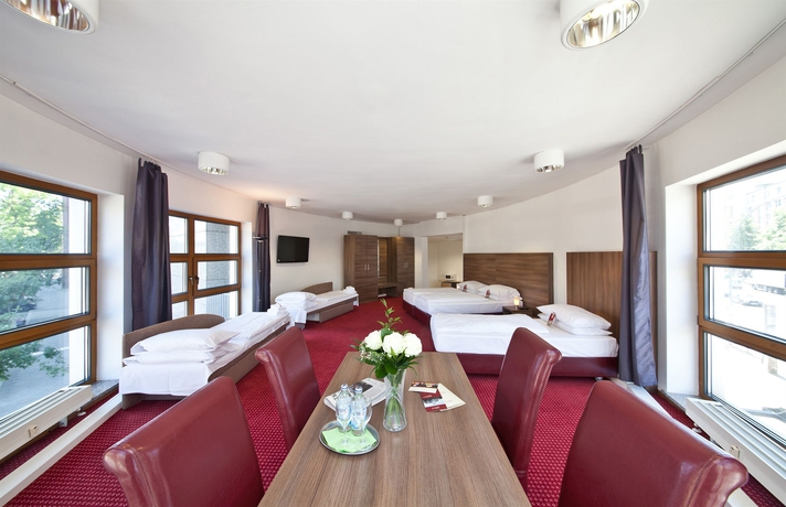 Hotel City B