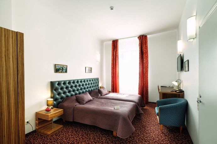 Hotel City Bruninieks