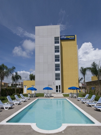 Hotel City Express Cancun