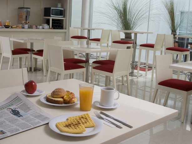 Hotel City Express Insurgentes
