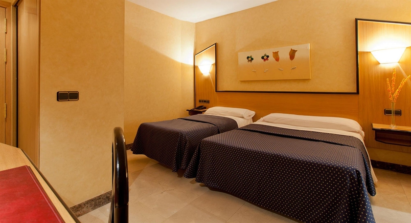 Hotel Ciudad De Navalcarnero