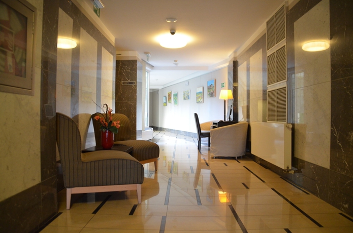 Hotel Clement