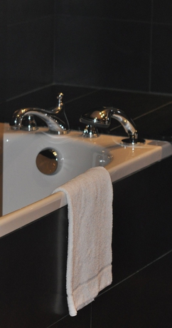 Hotel Cloitre Saint Louis