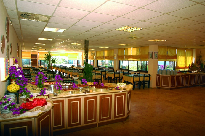 Hotel Club Titan