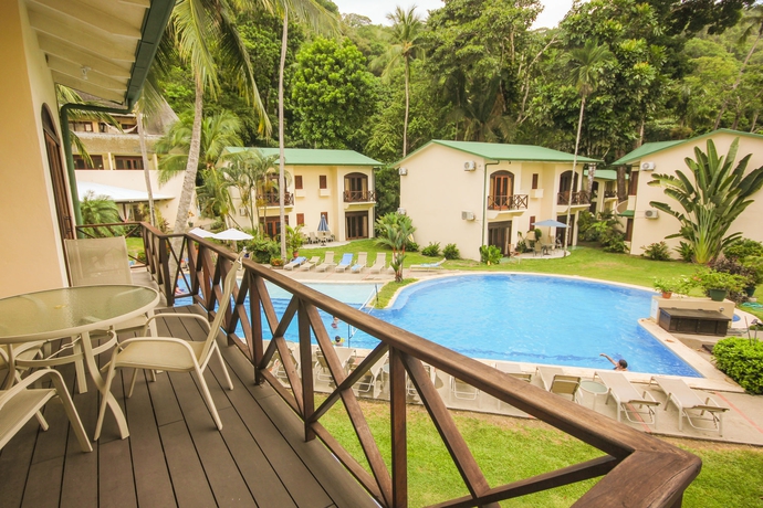 Hotel Club del Mar