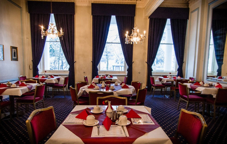 Hotel Columbia