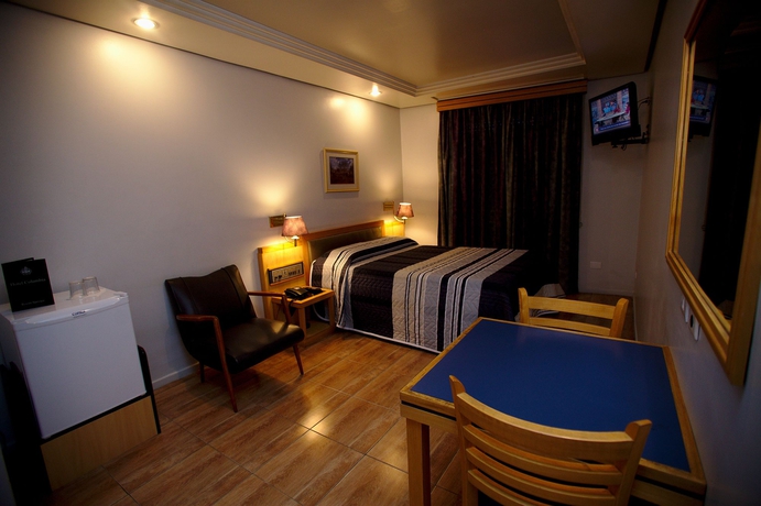 Hotel Columbia