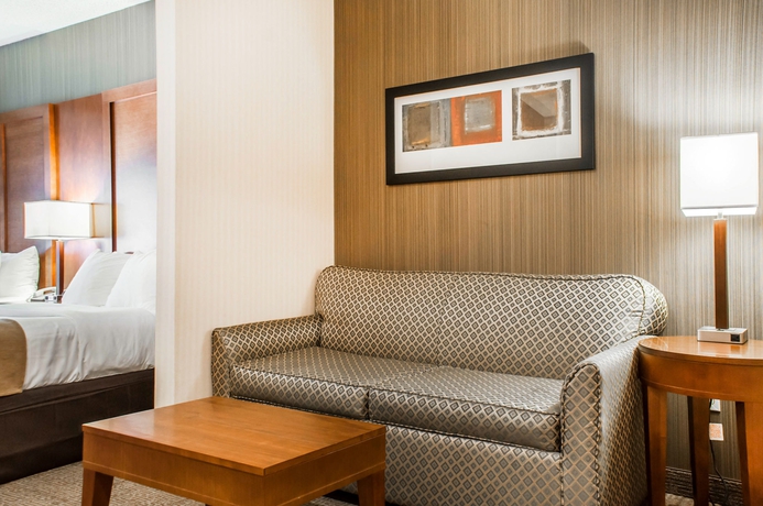 Hotel Comfort Suites