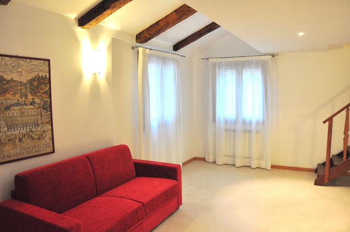 Hotel Commercio e Pellegrino