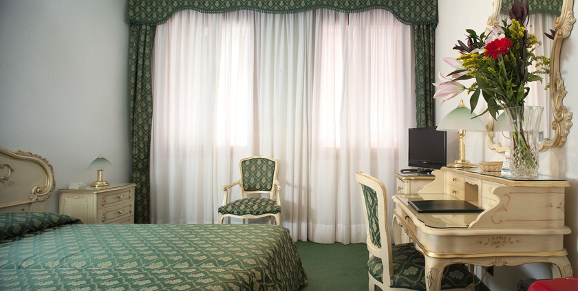 Hotel Commercio e Pellegrino
