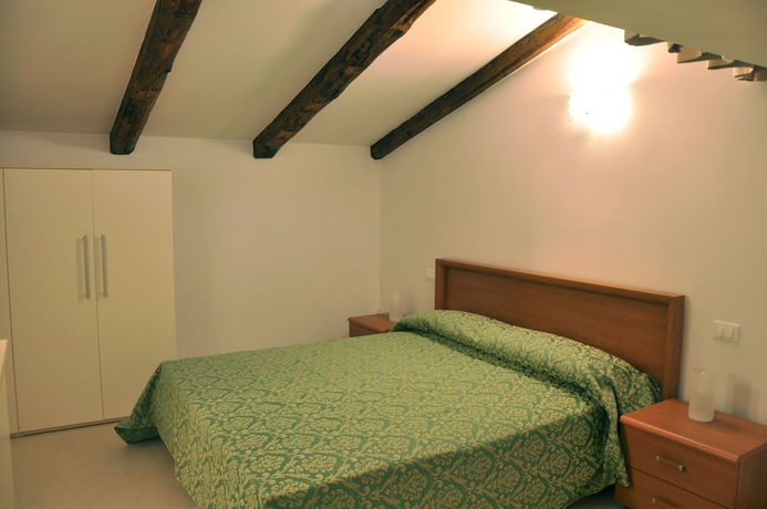 Hotel Commercio e Pellegrino