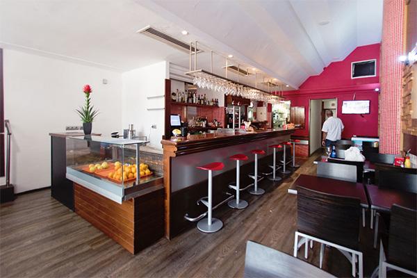 Hotel Confort Plaza