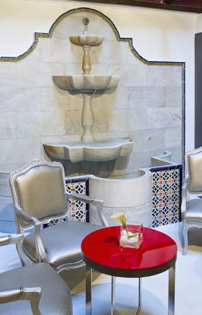 Hotel Confortel Puerta de Triana