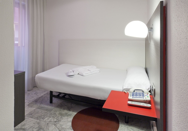 Hotel Confortel Puerta de Triana