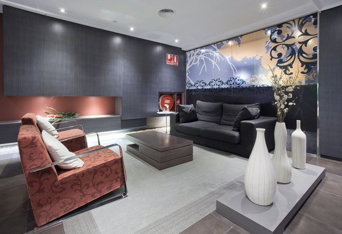 Hotel Confortel Puerta de Triana