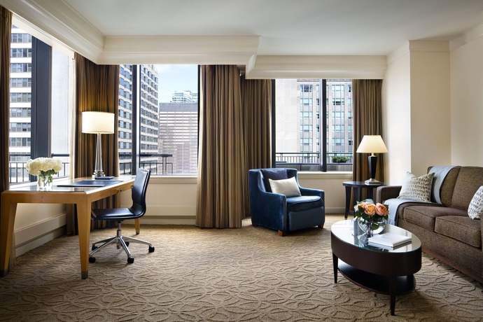 Hotel Conrad Chicago