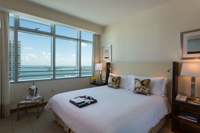 Hotel Conrad Miami